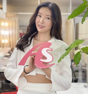 モデル紹介 新人モデル グローバルに活動スタート ミセスモデル シニアモデル スペシャリスト 和服モデル キッズモデルが楽しみながら活動をしているモデル 事務所エース モデル紹介 新人モデル グローバルに活動スタート ミセスモデル シニアモデル スペシャリスト 和服モデル キッズモデルが楽しみながら活動をしているモデル 事務所エース